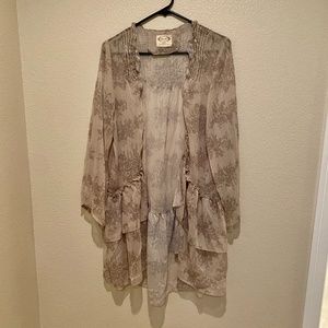 NWOT One Size Women’s Joyfolie Ruffled Kimono Wrap with beading